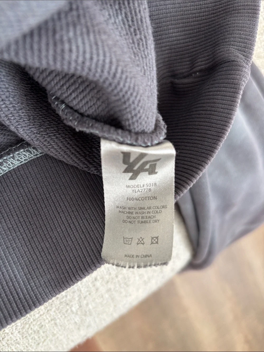 YoungLA Men’s Size L Tie Dye Hooded Sweatshirt - Picture 6 of 6